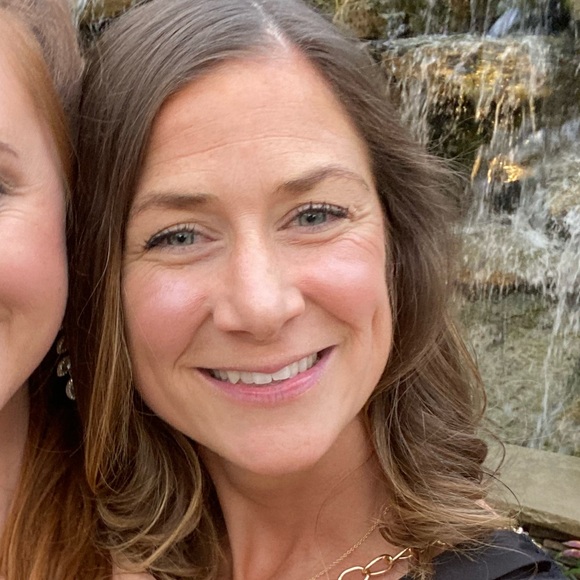 Meet your Posher, Kathryn - Picture 4 of 4